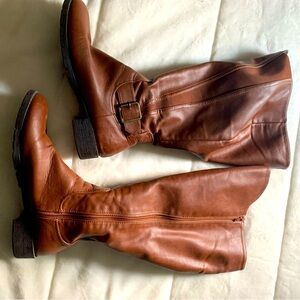 Size 11 Wide boots 👢